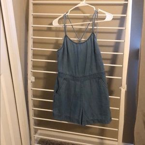 Loft Romper Size 0p. Worn twice